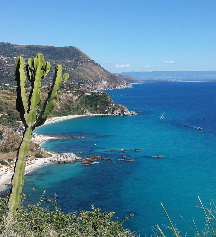 Capo Vaticano, Die Küste der Götter
